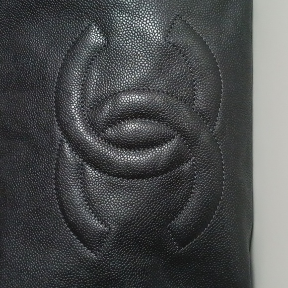 Chanel Black Caviar Leather Hobo W Chain Strap Bag. - Picture 2 of 12